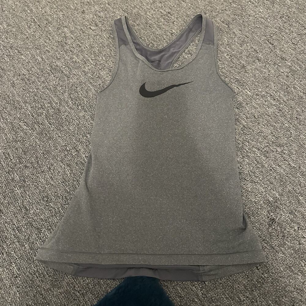 Nike Tank Top Womens XS Gray Dri-FIT Racerback Stretch Training Yoga Gym Top